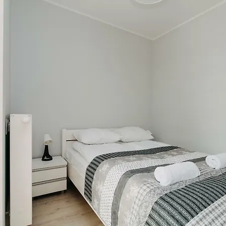 ShortStayPoland Zdziechowskiego  Warszawa Zewnętrze zdjęcie
